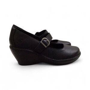 BY BORN VINTAGE MARY JANES! THE MOST COMFORTABLE SHOE I EVER WORE!❤️